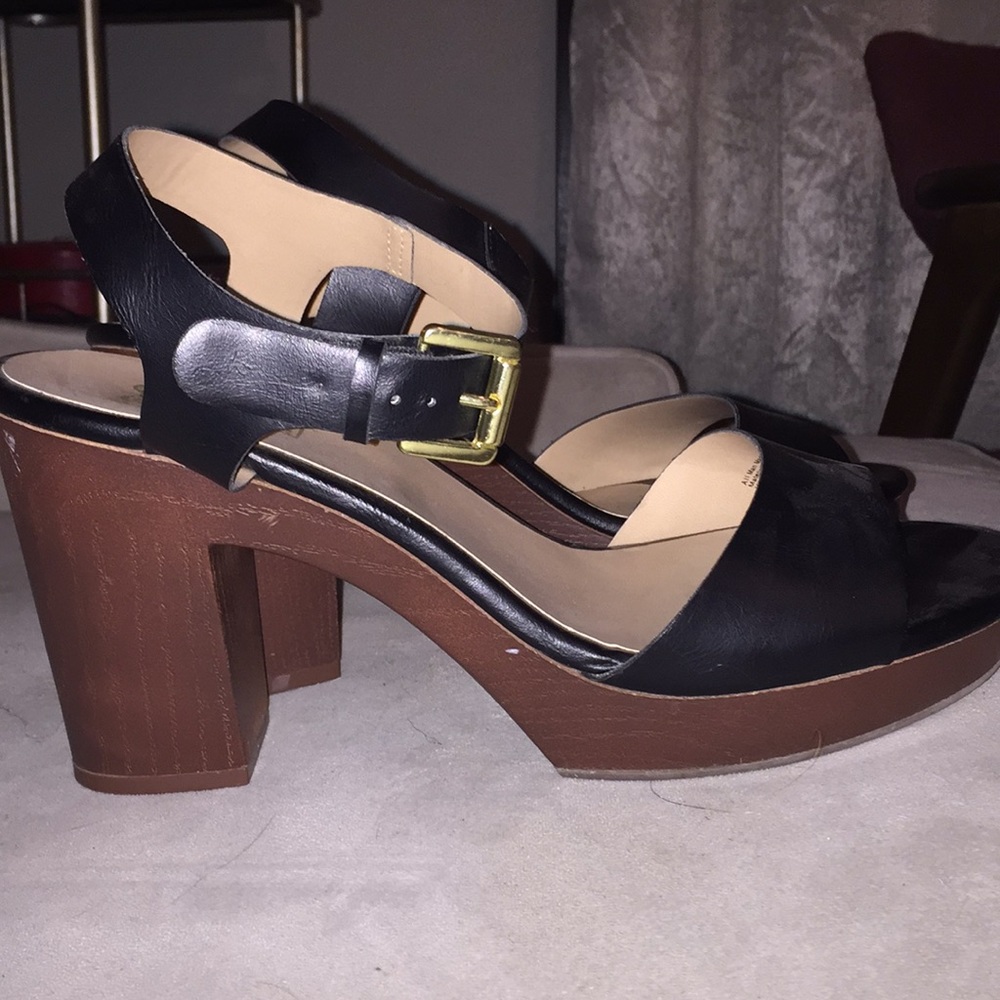 Brash Black Heeled Sandal size 11